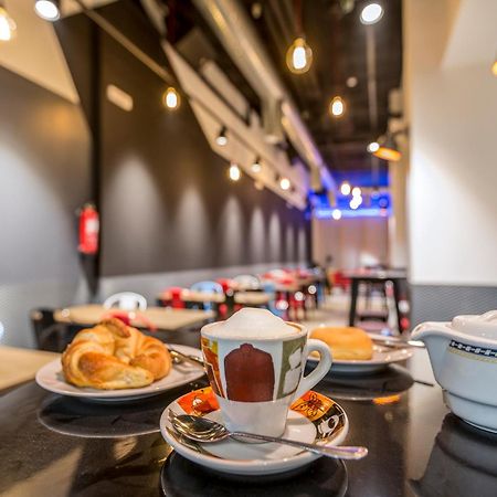 Mola Suites Madrid Kültér fotó