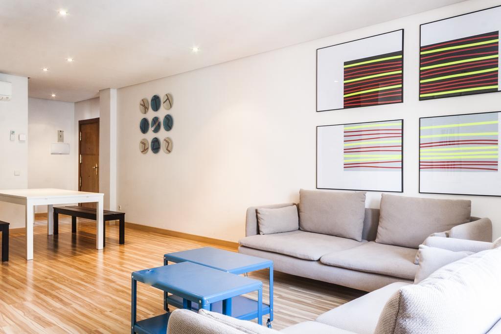 Mola Suites Madrid Kültér fotó