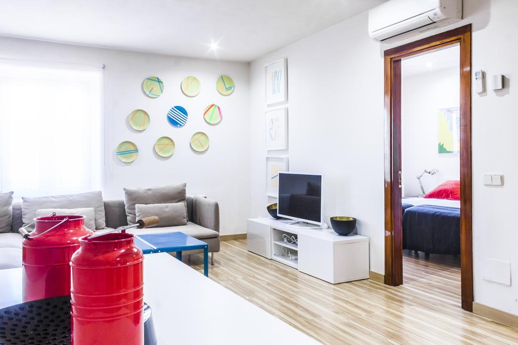 Mola Suites Madrid Szoba fotó
