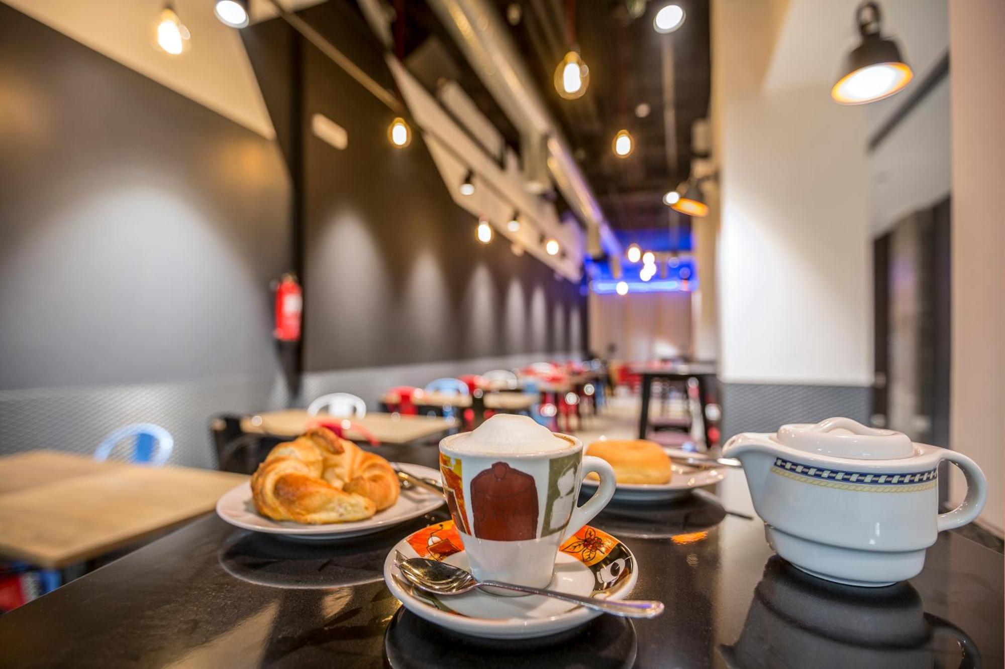 Mola Suites Madrid Kültér fotó