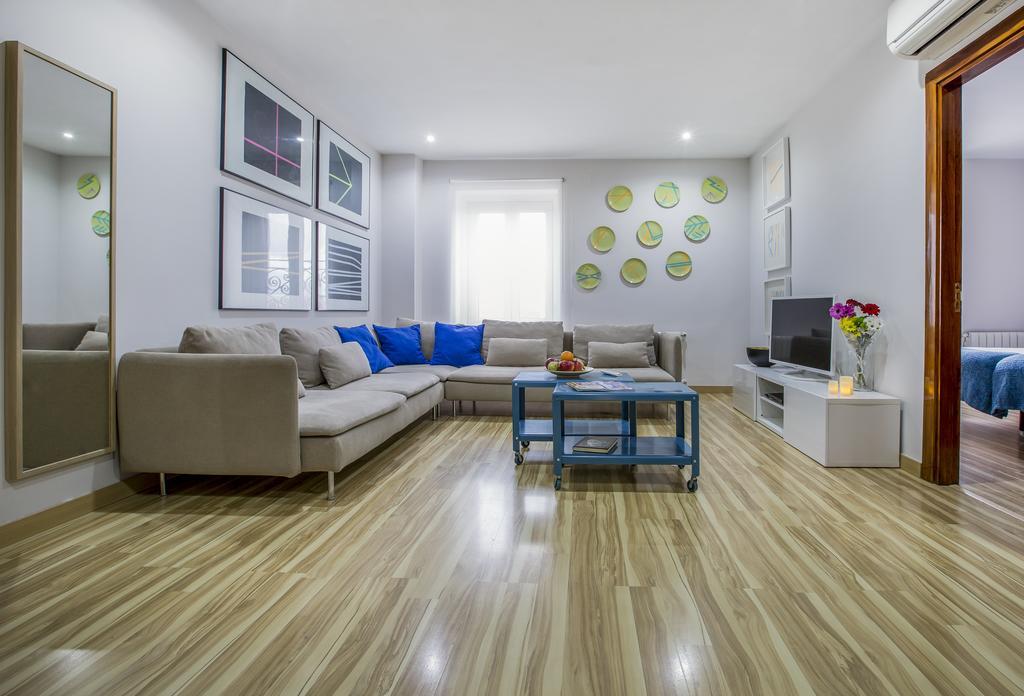 Mola Suites Madrid Kültér fotó