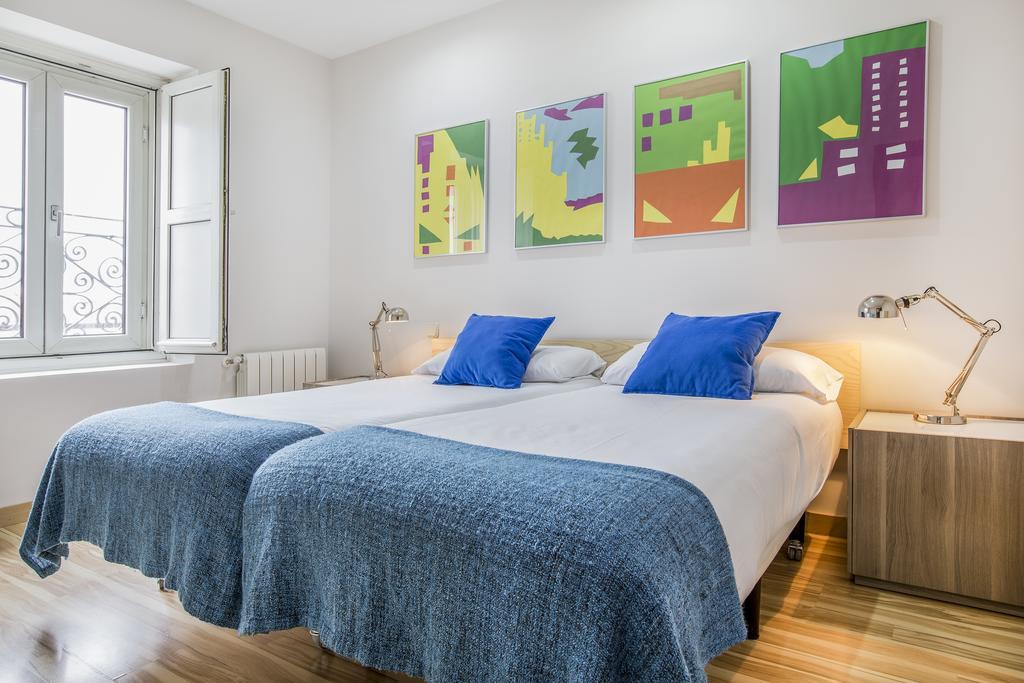 Mola Suites Madrid Kültér fotó