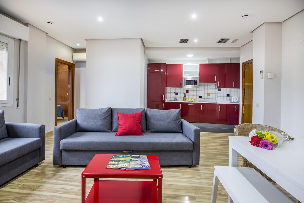 Mola Suites Madrid Kültér fotó