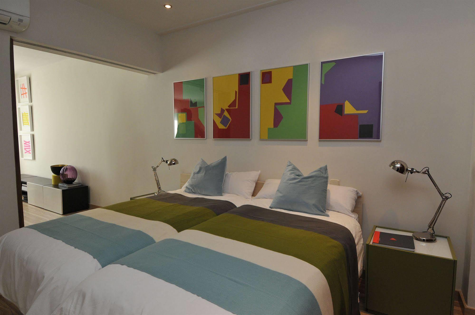 Mola Suites Madrid Kültér fotó